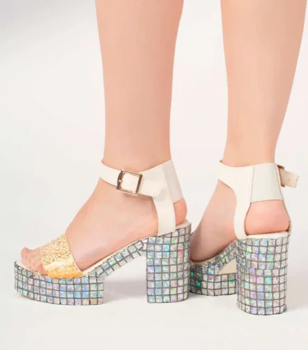 Sandalias de plataformas con tacón