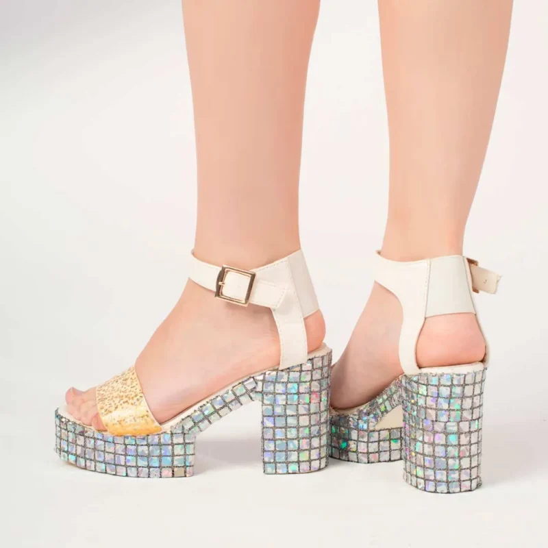 Sandalias de plataformas con tacón