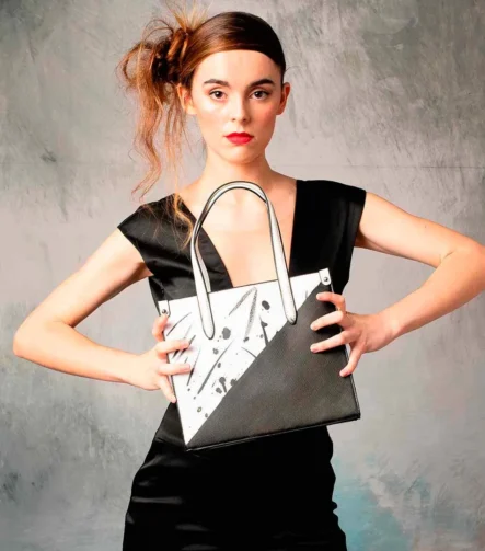 Bolso negro y blanco