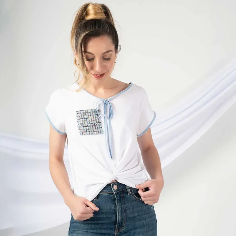 Camiseta con nudo