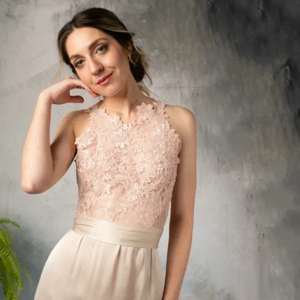 vestido sin mangas