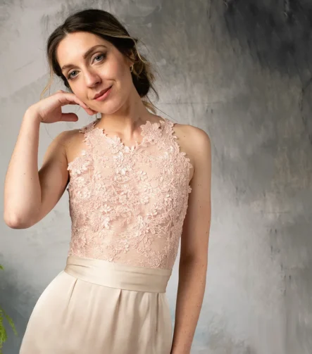 vestido sin mangas